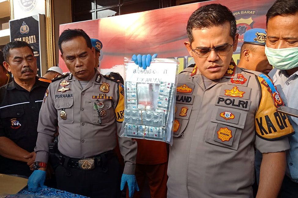 20190909-Obat Terlarang Kasus Pembunuhan Santri Cirebon