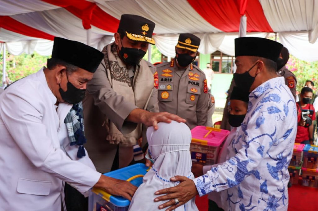 20220119-Vaksinasi Merdeka Cirebon Polda Jabar